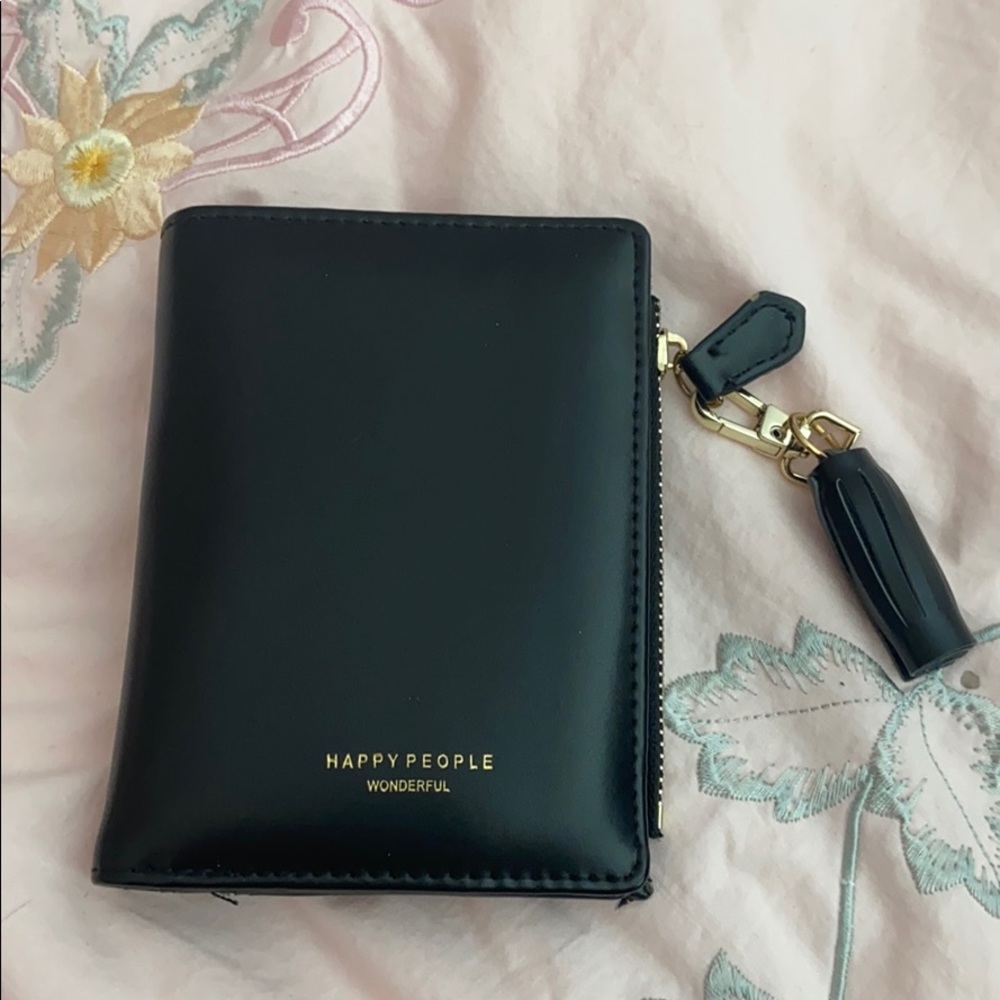 LAST CALL 🤍 korean black glossy smooth leather tasseled charm wallet